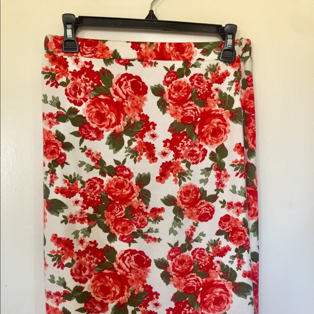 MOA flower pencil skirt